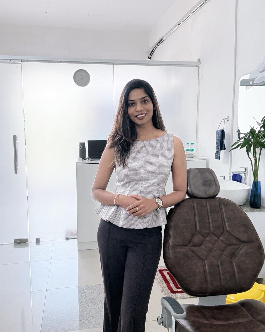 Dr. Sarojini, Cosmetic Dental Surgeon at Opal Dental Care, Gurugram
